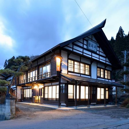 宿屋白金家 Yadoya-Shiroganeya 1日1組限定2名から8名様まで 全館貸切り 伝統的建造物の旅籠宿 Traditional Culture Experience 나가노 외부 사진